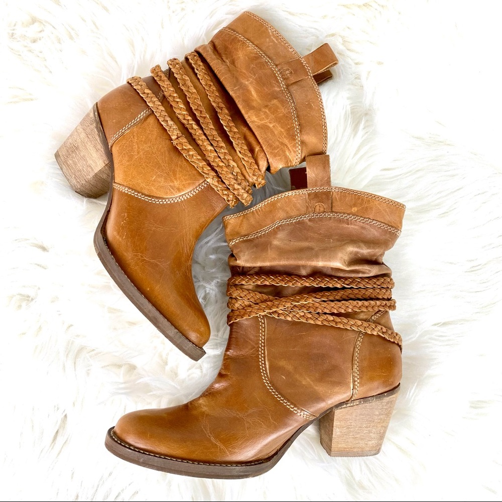 DINGO GENUINE LEATHER SLOUCHY TAN BOOTIES W BRAID DETAILS